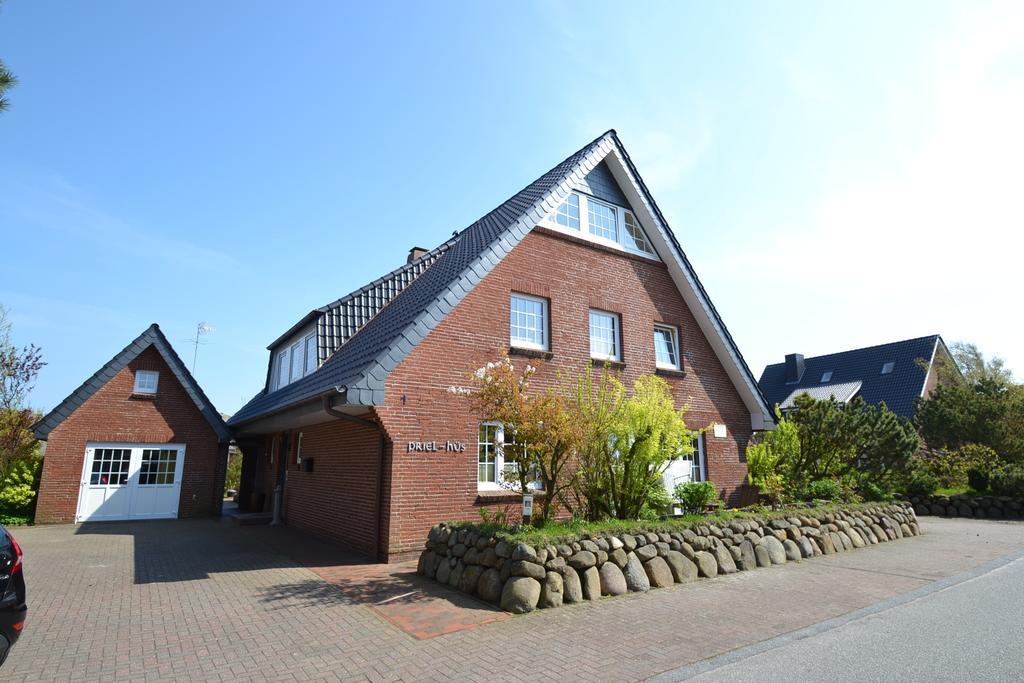 Priel-Hues Apartment List Ruang foto